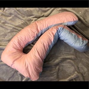 Pregnancy Pillow
